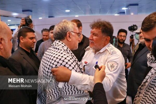 بازدید وزیر بهداشت از روند خدمات رسانی به زوار در شلمچه