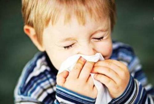یک اشتباه دارویی درباره ی سرماخوردگی کودکان