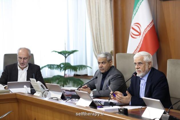 گزارش وزیر بهداشت از کاهش چشم گیر مهاجرت کادر درمان در 6 ماهه دوم سال 1403