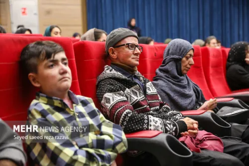 پمادهای حیاتی بیماران پروانه ای در ردیف محصولات آرایشی!